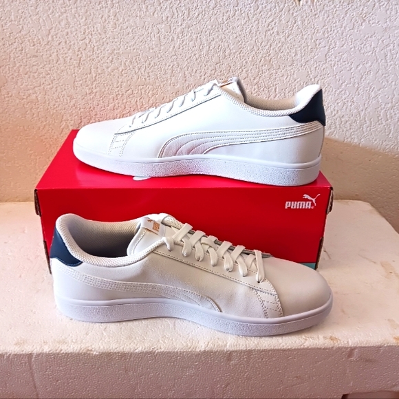 Puma - Picture 4 of 4